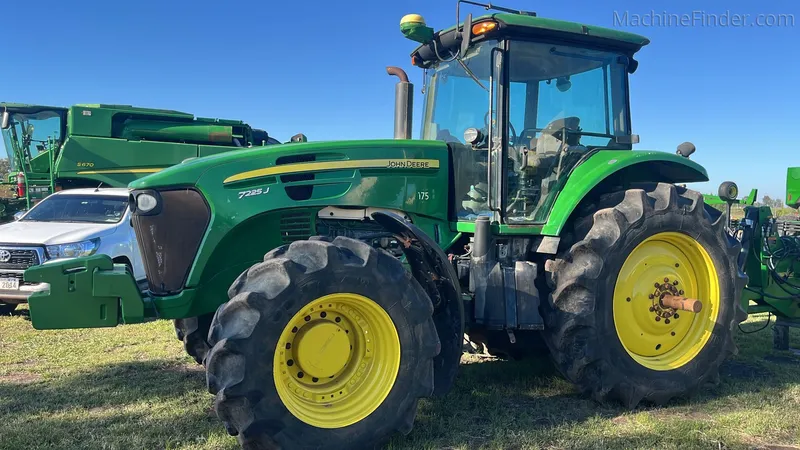Tractor mediano (de 100 0190 hp) 7225J